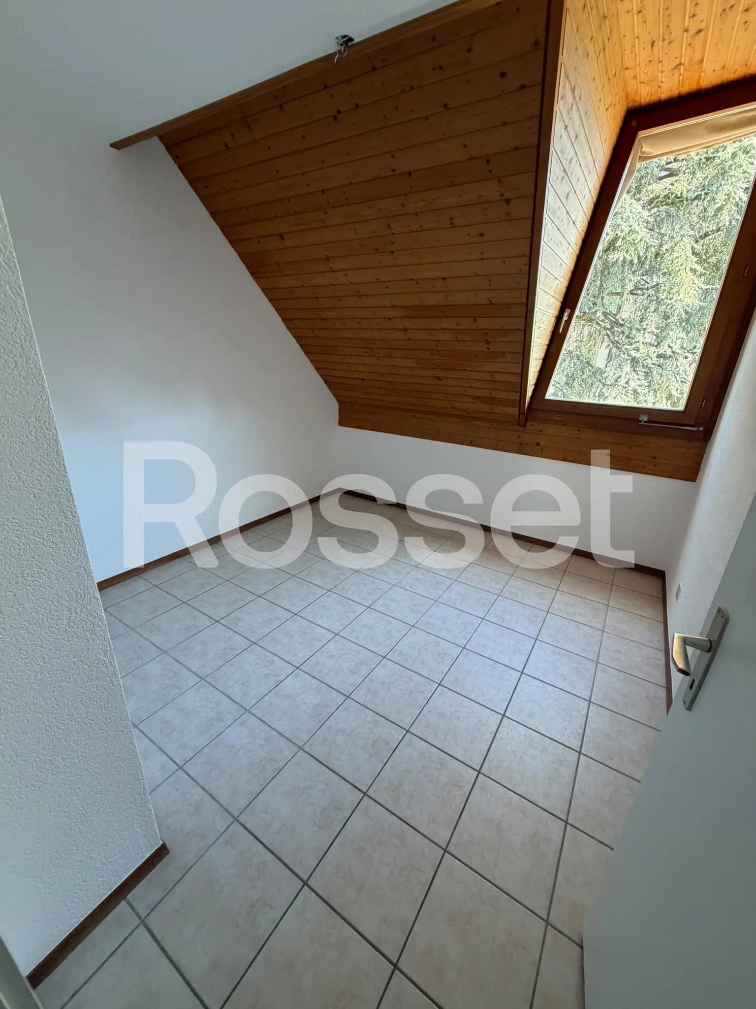 Yverdon-les-Bains, Rue Saint-Roch 19 - Image 11