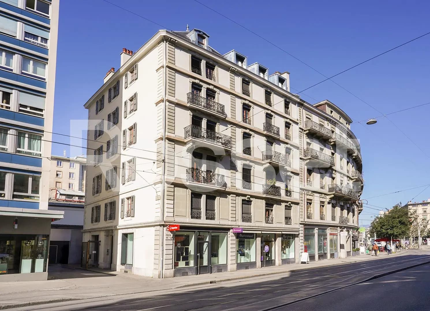 Genève, Genève centre, Rue de Carouge 10 - Image 1