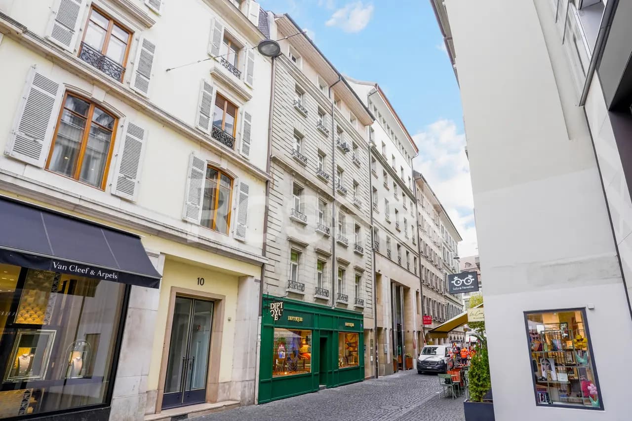Genève, Genève centre, Rue Neuve-du-Molard 8 - Image 1
