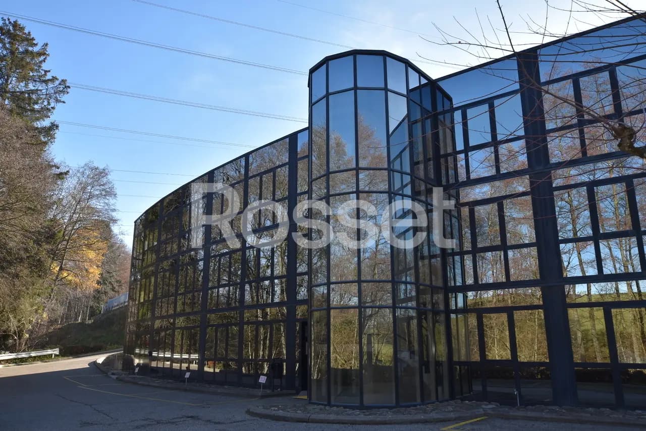 Le Mont-sur-Lausanne, Lausanne, En Burdon H16 - Image 1