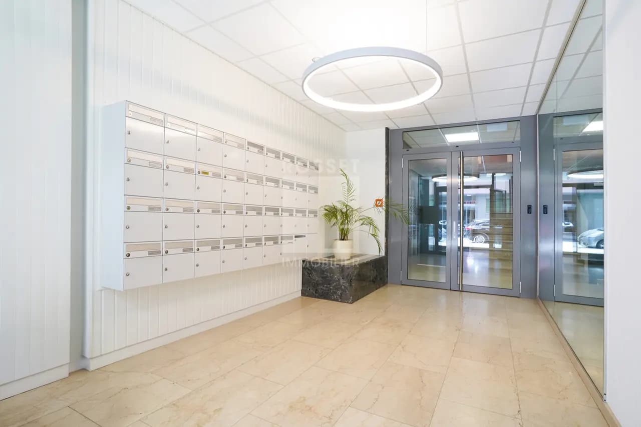 Genève, Genève centre, Rue du Léman 6 - Image 2