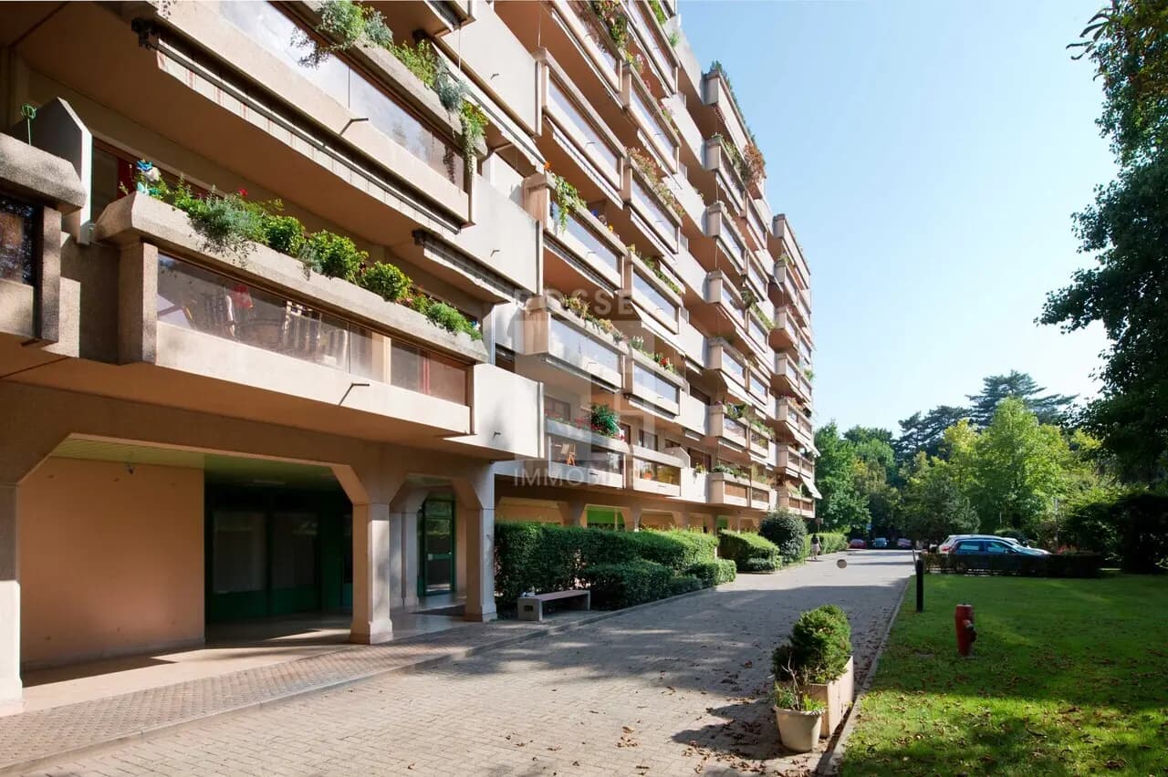 Genève, Eaux-Vives, Route de Frontenex 126-128 - Image 1