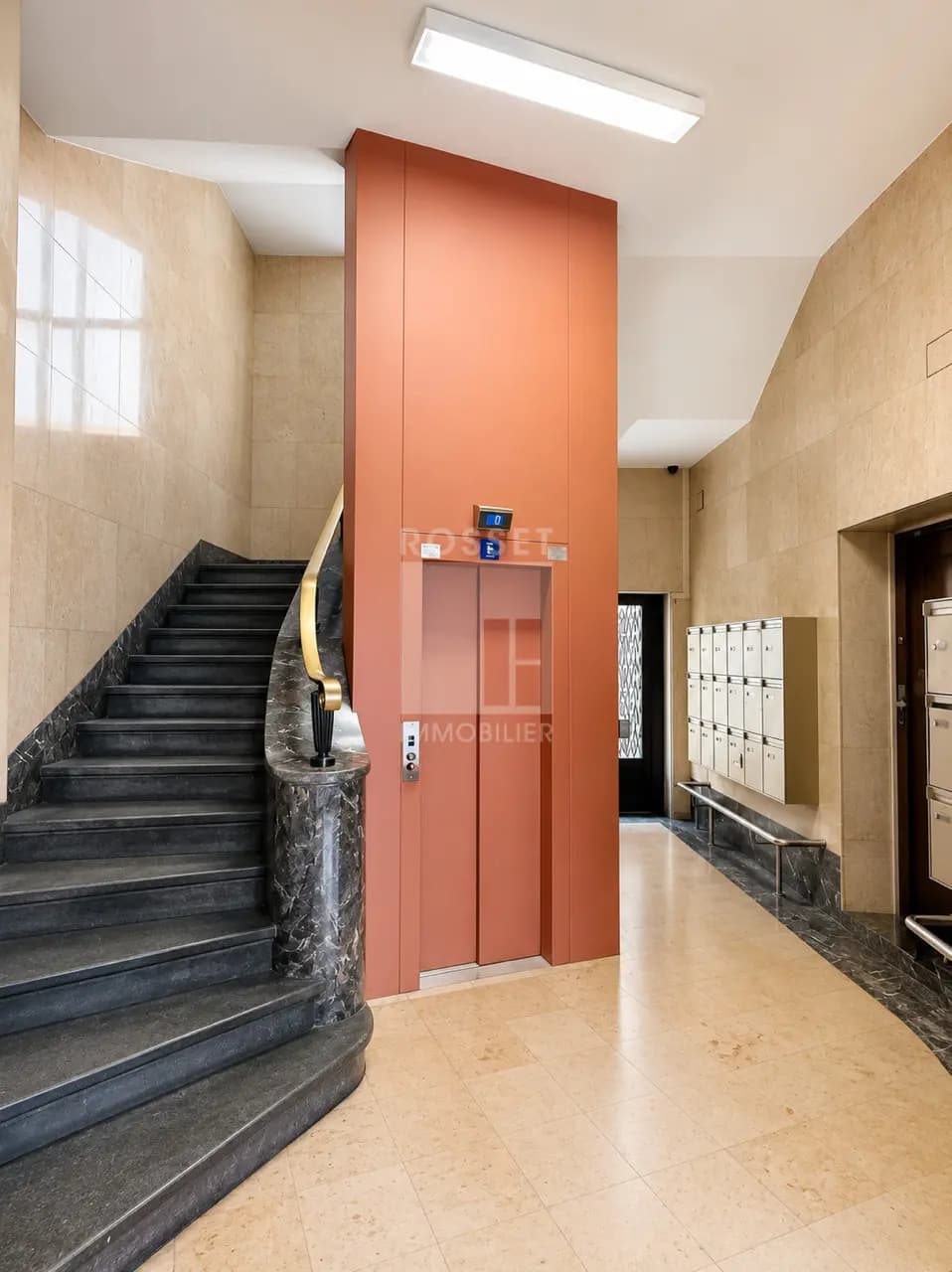Genève, Genève centre, Rue de Chantepoulet 13 - Image 3