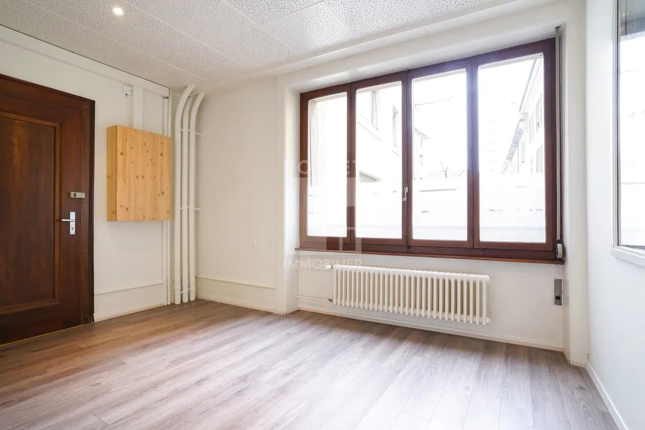Genève, Genève centre, Rue de Chantepoulet 13 - Image 7