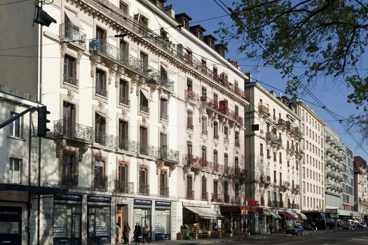 Genève, Genève centre, Avenue Henri-Dunant 2 - Image 1