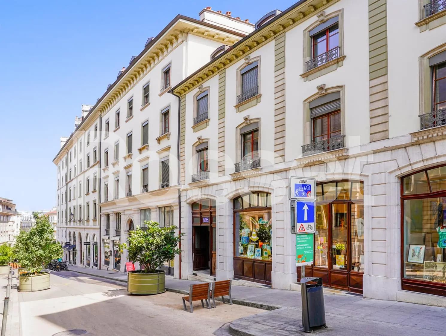 Genève, Genève centre, Rue Verdaine 9 - Image 2