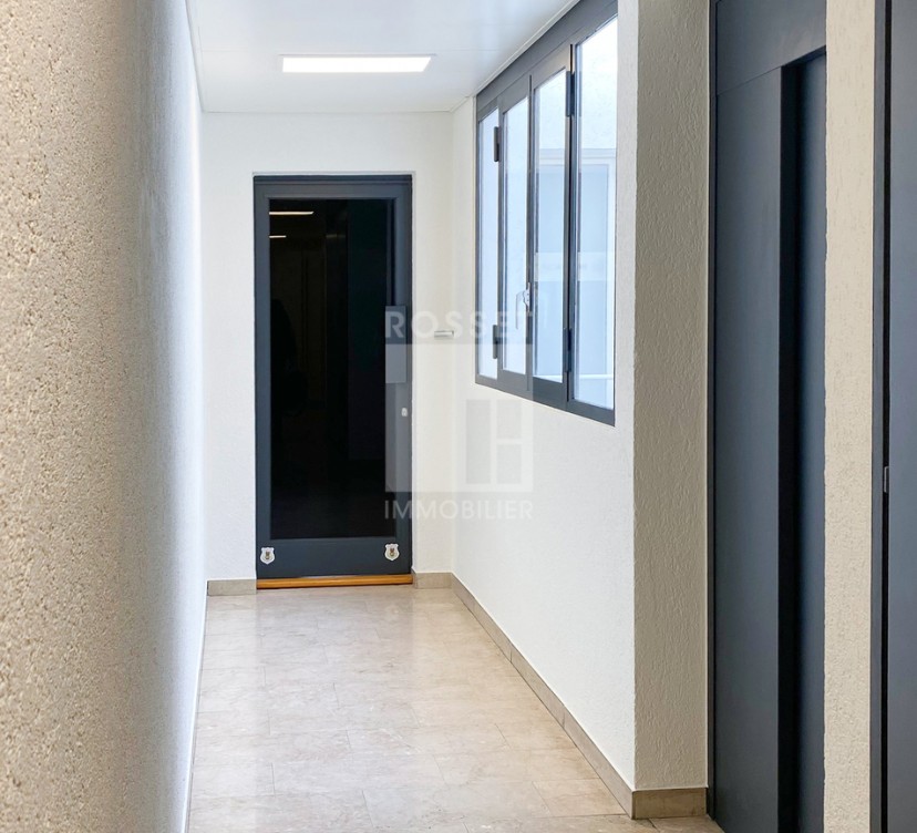 Bureaux d\'env. 140 m2 en duplex au 7/8ème étageOffices of approx. 140 m2 duplex on the 7/8th floor