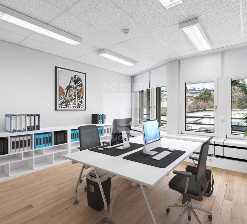 Bureaux d\'env. 240.4 m2 au 1er étageOffices of approx. 240.4 m2 on the 1st floor