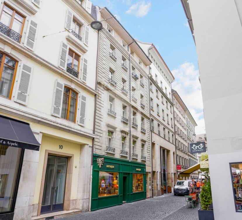 Bureaux d\'env. 316 m² Duplex en attiqueOffice space of approx. 316 m² Duplex penthouse