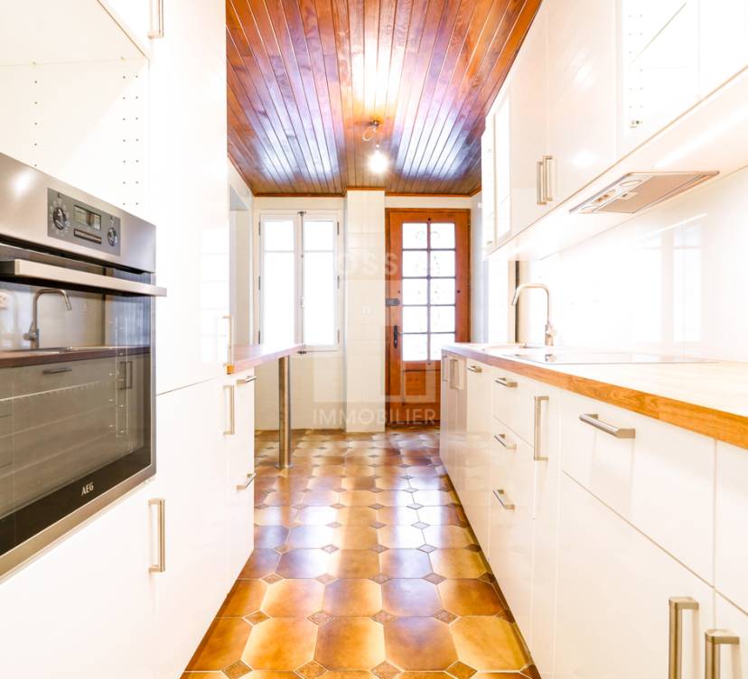 Maison mitoyenne de 8 pièces à louer à Plan-les-Ouates