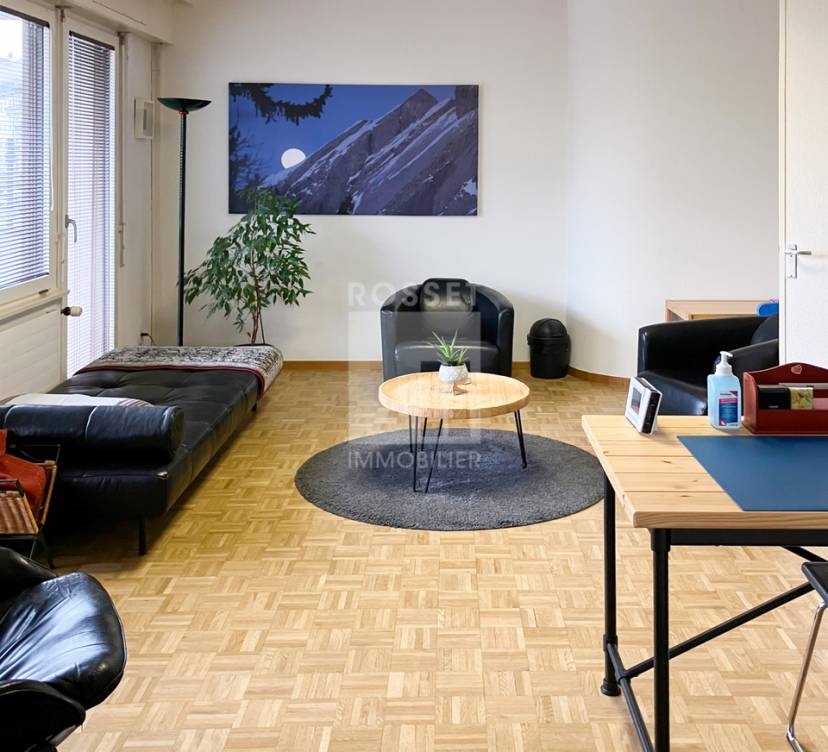 Bureaux d\'env. 117 m² au rez-de-chausséeOffices of approx. 117 m² on ground floor
