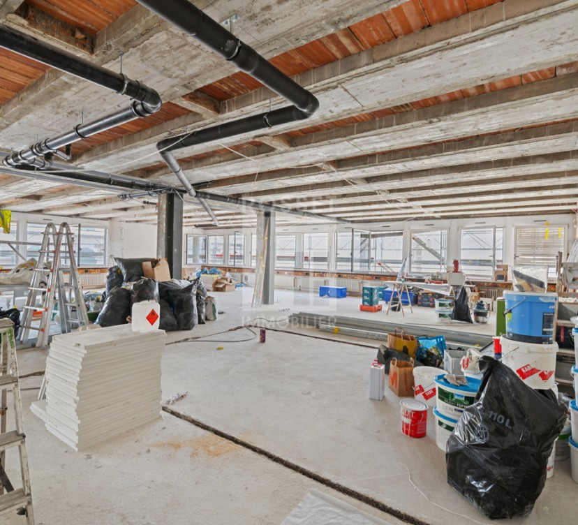 Bureaux d\'env. 236 m² au 5ème étageOffices of approx. 236 m² on the 5th floor