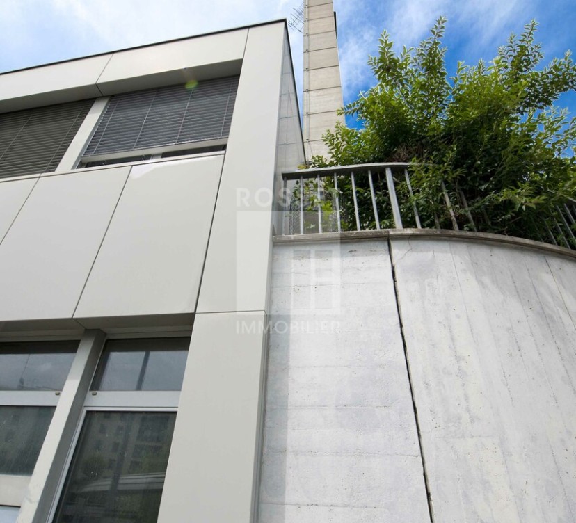 Bureaux d\'env. 105 m² au rez-de-chausséeOffices of approx. 105 m² on first floor