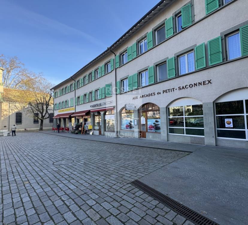 Arcade d\'env. 66m² au rez-de-chausséeArcade of approx. 66m² on ground floor