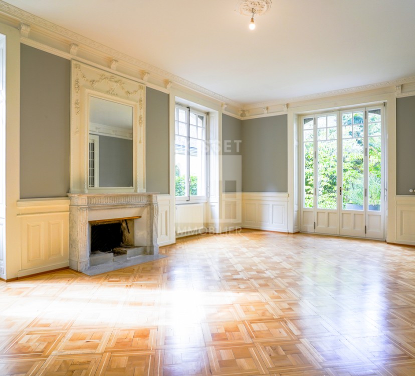 Appartement 8 pièces rezSPLENDIDE APPARTEMENT DE 8 PIECES AVEC JARDIN8-room ground-floor apartmentSPLENDID 8-ROOM APARTMENT WITH GARDEN CL