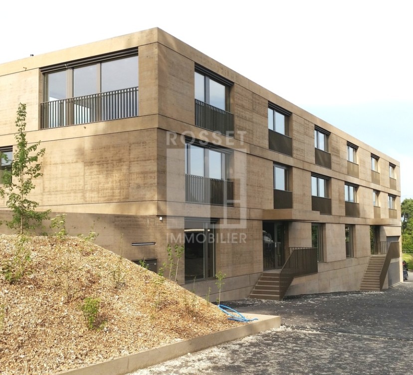 Bureaux d\'env.102.2 au 1er étageOffices of approx.102.2 on 1st floor