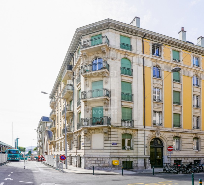 Appartement 8 pièces rezSPLENDIDE APPARTEMENT DE 8 PIECES AVEC JARDIN8-room ground-floor apartmentSPLENDID 8-ROOM APARTMENT WITH GARDEN CL