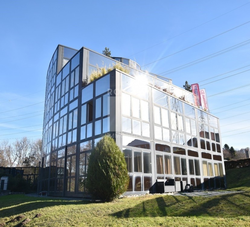 Mont-sur-Lausanne - Surfaces administratives et/ou commerciales Mont-sur-Lausanne - Administrative and/or commercial offices