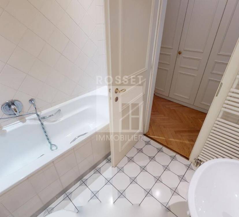 Appartement de 2 pièces au rez-de-chaussée