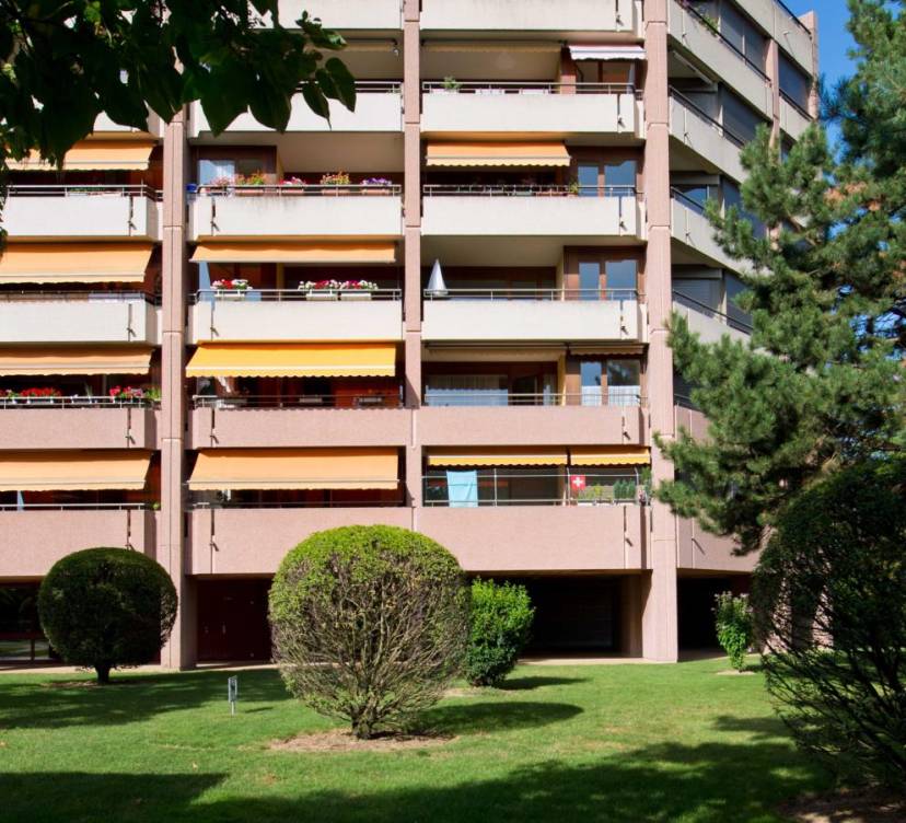 Appartement de 3 pièces au 1er étage avec balcon