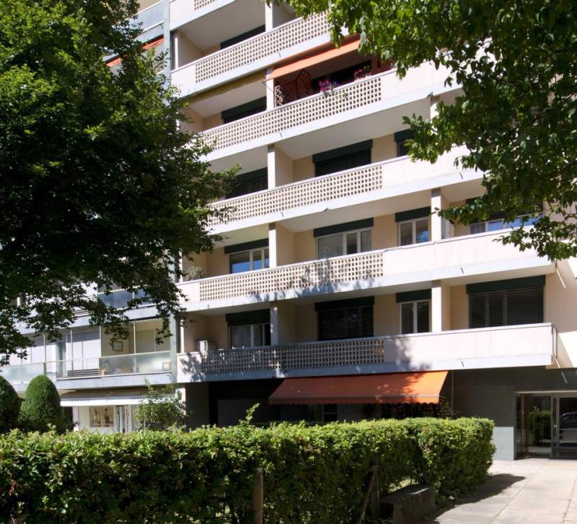 Appartement traversant de 3 pièces au 1er étage à Champel 