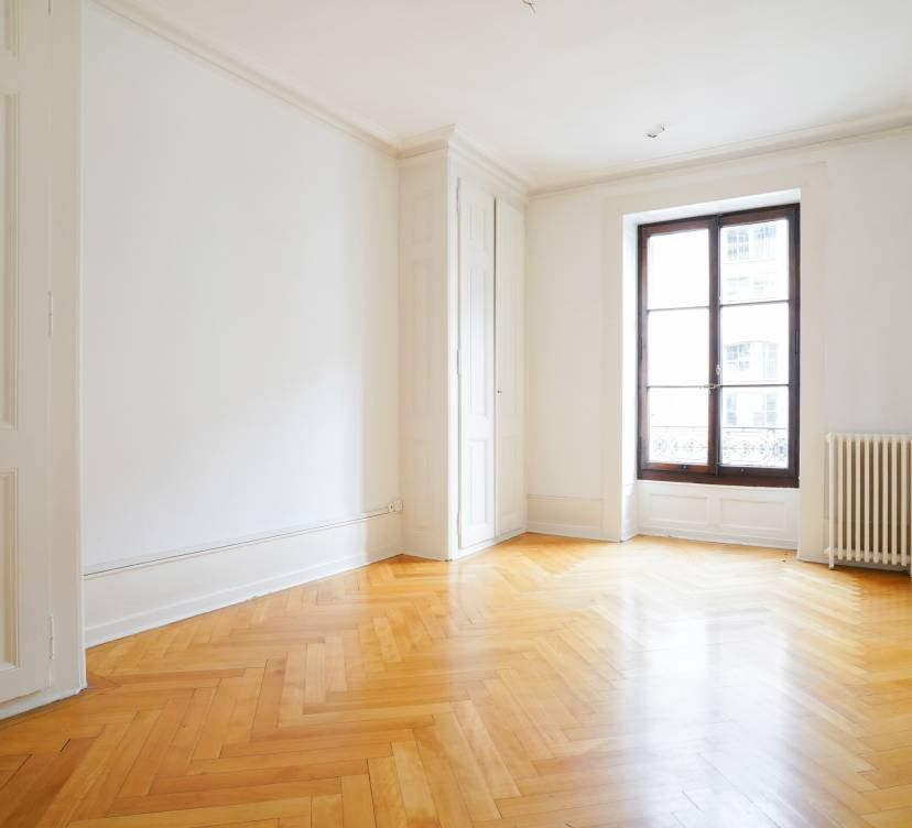 Appartement 5 pièces au 1er étage