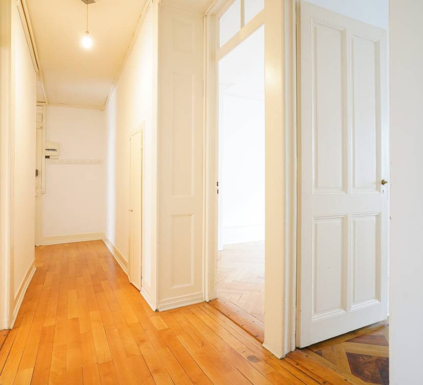 Appartement 5 pièces au 1er étage