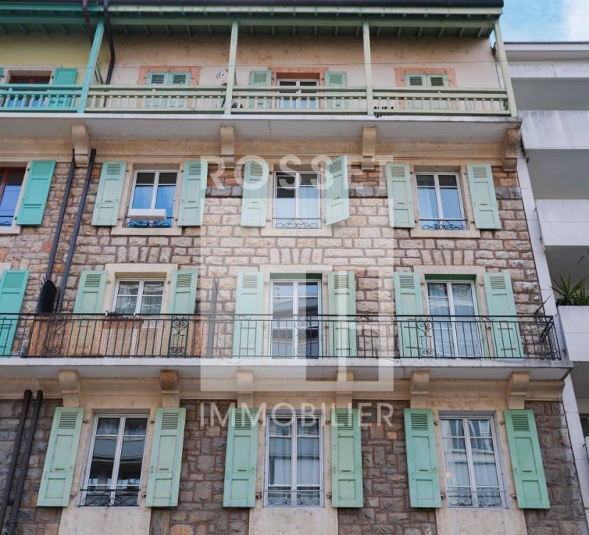 Appartement traversant de 3 pièces au 2ème étage