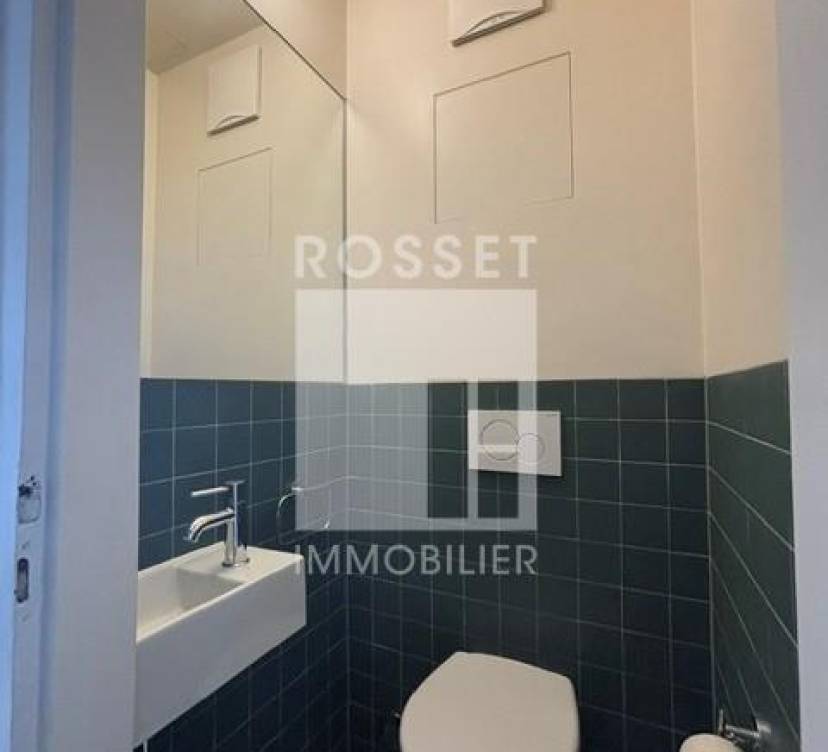 Appartement traversant de 3 pièces au 2ème étage