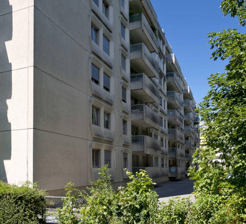 Appartement de 6 pièces rénové au 4ème étage d\'env. 109m2