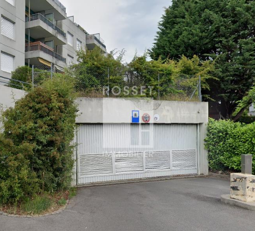 Emplacement de parking en sous-sol