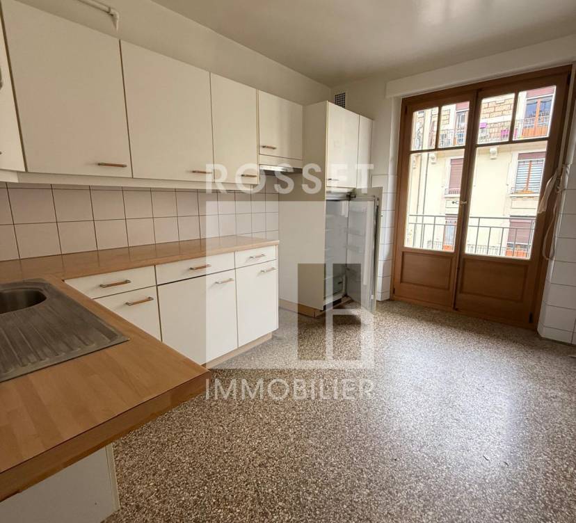 Appartement de 2 pièces au 3ème étage