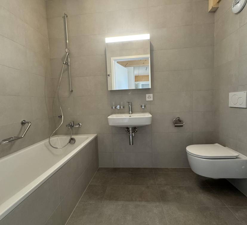 Appartement neuf de 5 pièces en surélévation au 7ème étage 