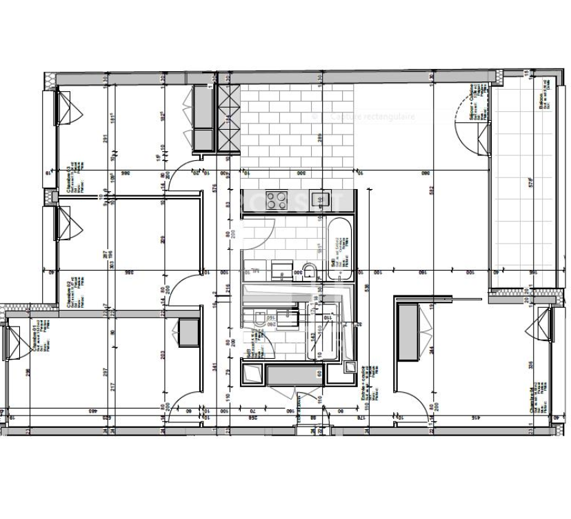 Appartement de 6 pièces au 1er étage dans un immeuble avec ascenseur.