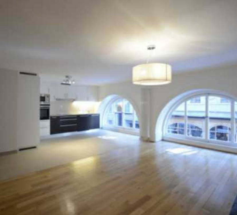 Charmant appartement de 4 pièces en vielle-ville de Genève