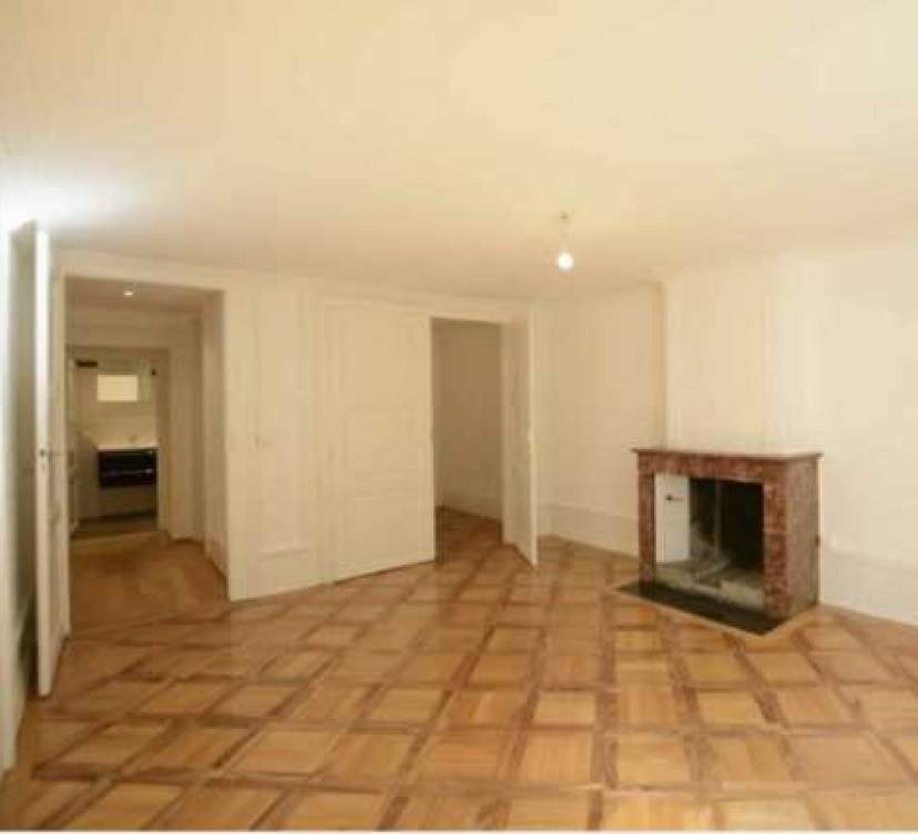 Charmant appartement de 4 pièces en vielle-ville de Genève
