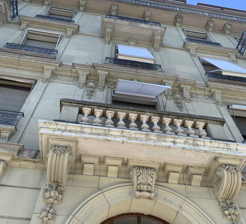 STUDIO DANS LES COMBLES