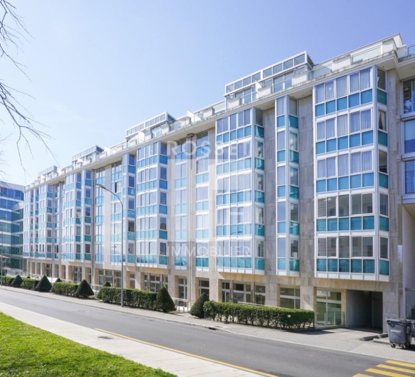 Appartement de 5 pièces au 3ème étage avec ascenseur