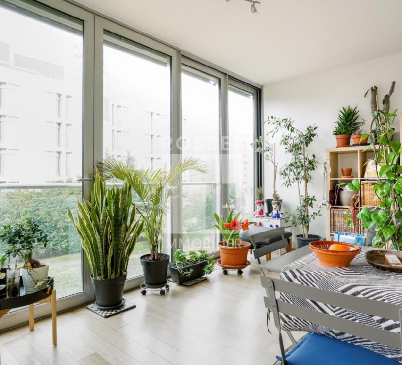 Appartement de 5 pièces au 3ème étage avec ascenseur