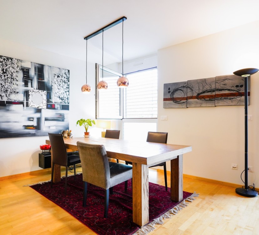 Appartement de 5 pièces au 2ème étage, avec ascenseur