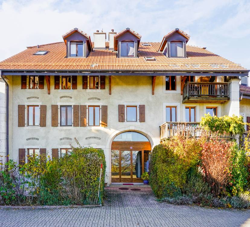 A louer, appartement de 4.5 pièces au rez-de-chaussée