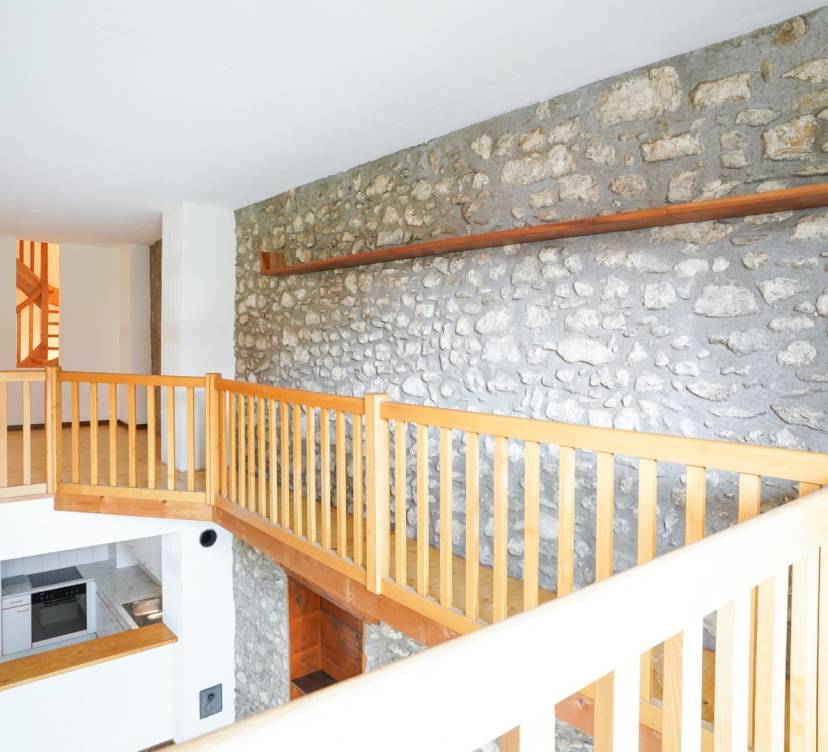 À LOUER - Charmant quadruplex de 4 pièces, 140 m² 