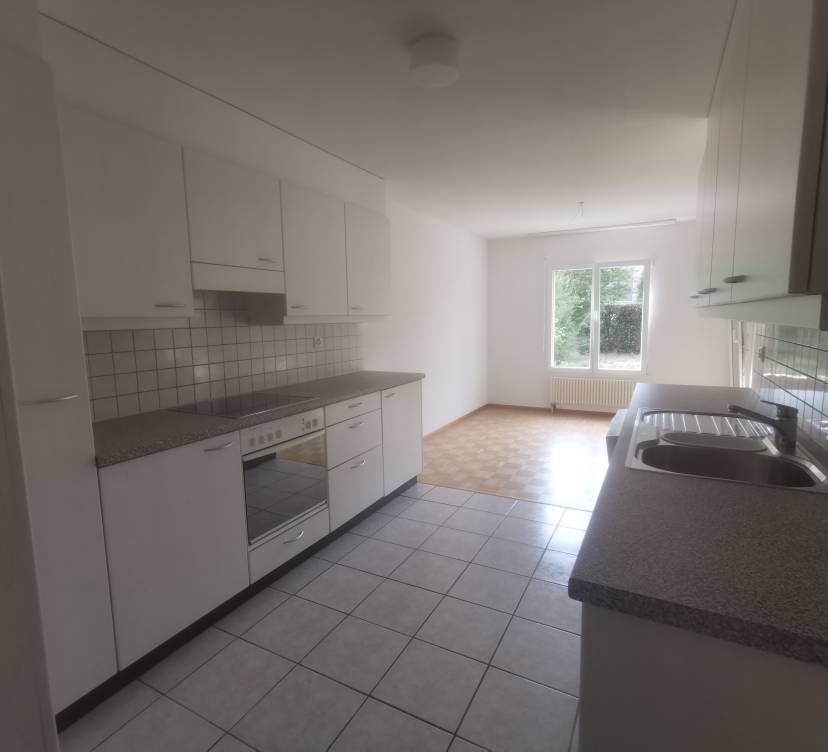 A LOUER, appartement de 2.5 pièces au rez 