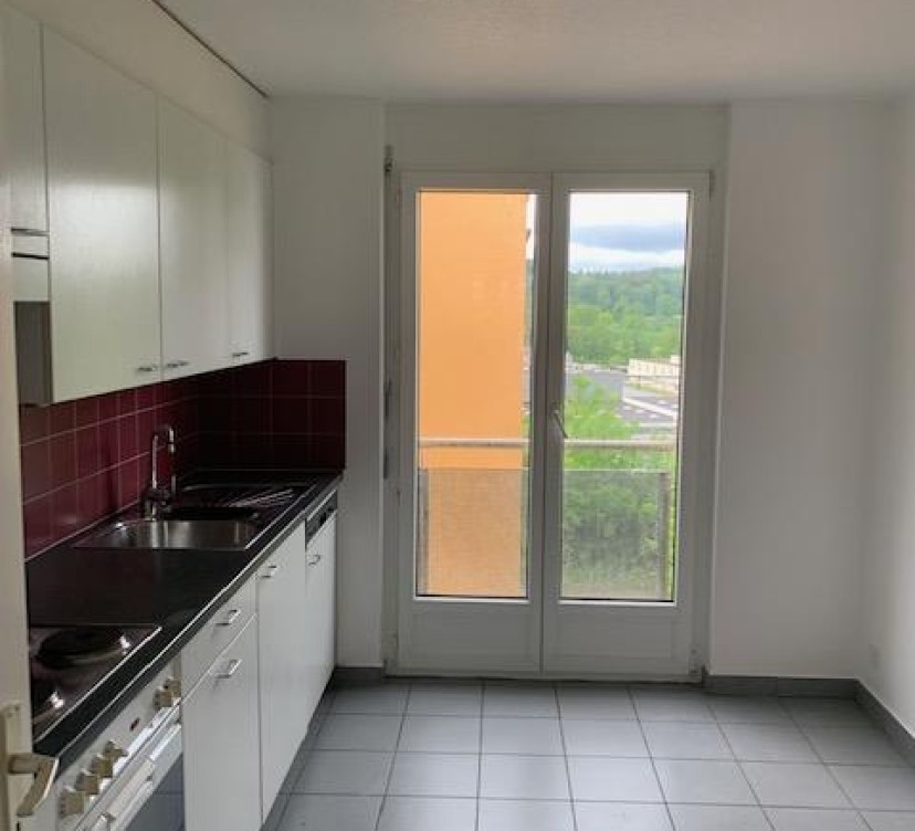 Appartement 3 pièces 76 m2 au 2ème étage