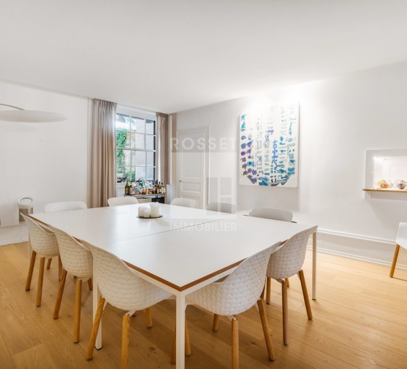 Somptueux appartement rénové au cœur de la vieille-ville