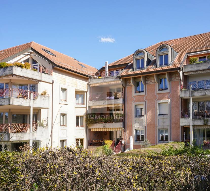 En exclusivité - Duplex en attique au cœur de Plan-les-OuatesExclusive - Duplex penthouse in the heart of Plan-les-Ouates