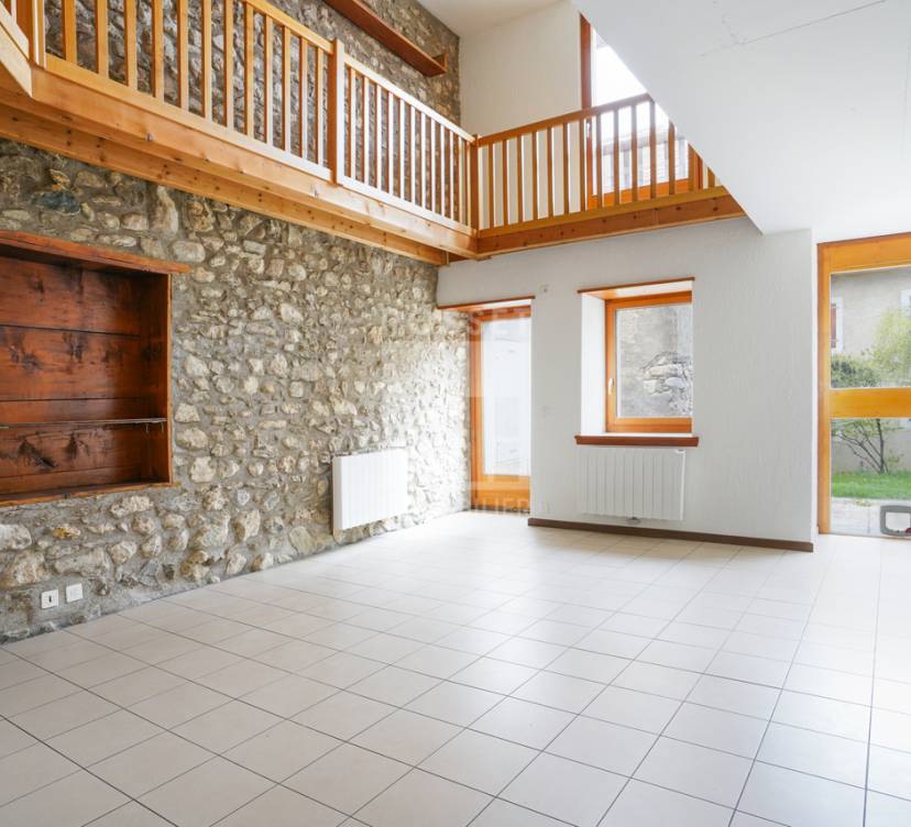 Immeuble de rendement à Le Vaud – Opportunité Unique