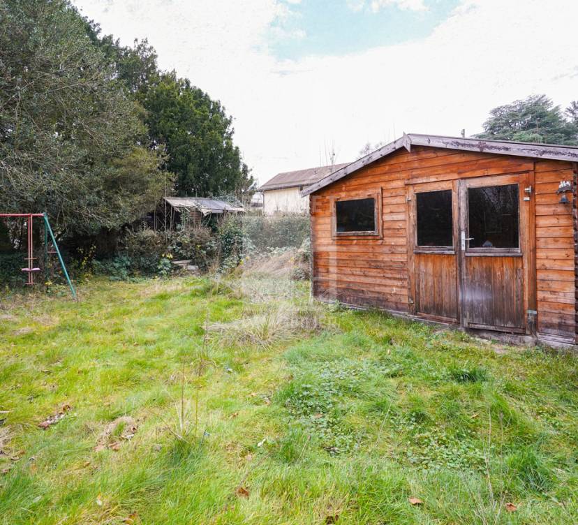 Maison individuelle à rénover Detached house to renovate