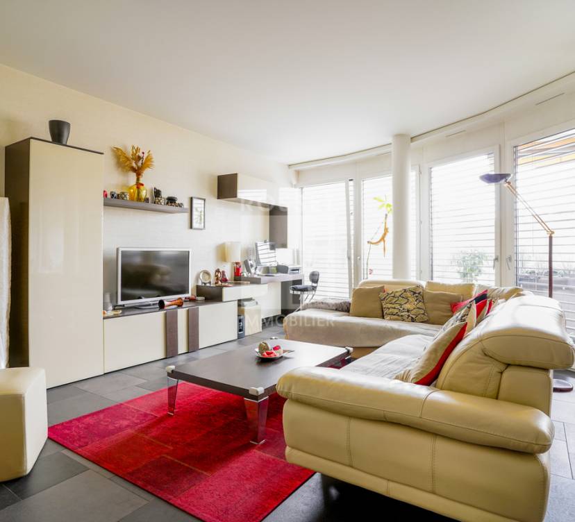 Bel appartement traversant de 5 pièces à Chêne-Bougeries