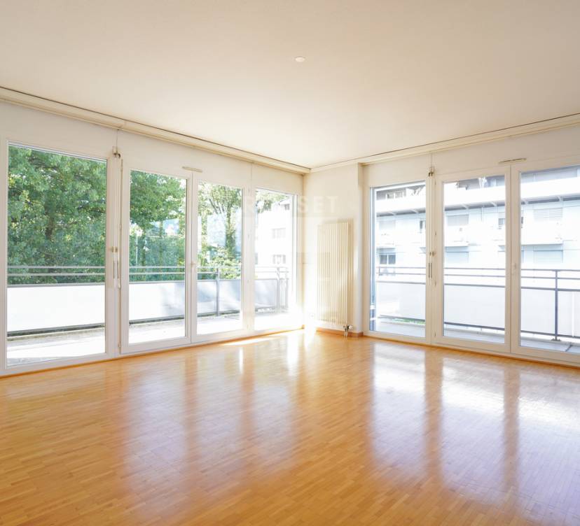 En Exclusivité : Beau 6 pièces avec une grande terrasse en pignon